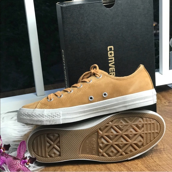 NWT Converse Ctas OX Raw Sugar WMNS AUTHENTIC - Picture 3 of 8